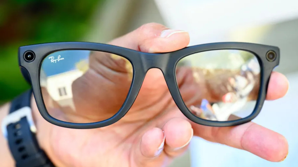 New AI Glasses Offer Assistance for People with Visual Impairments